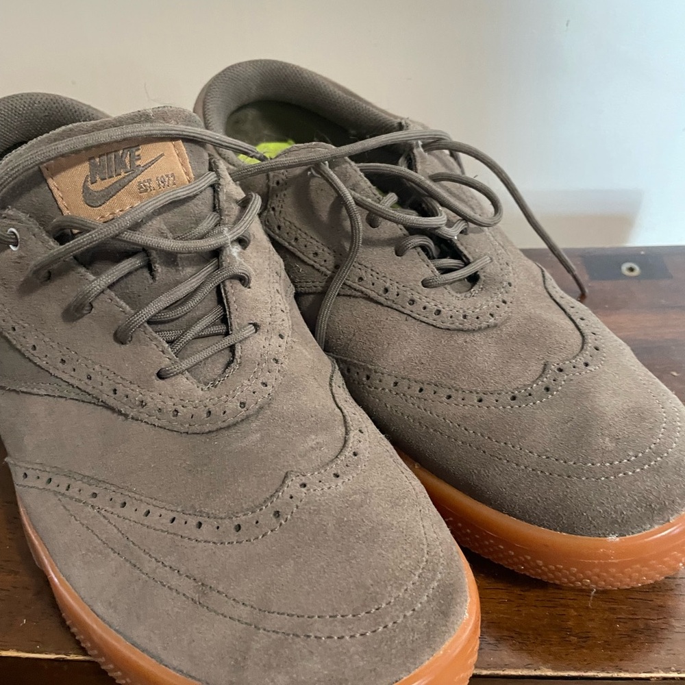 Nike Suede Sneakers - Olive Green